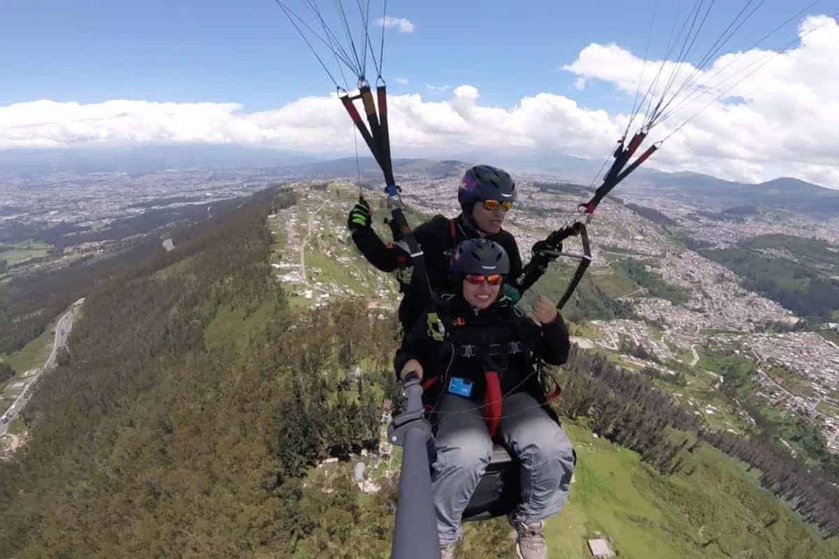 Excursion-Quito: Paragliding in Quito