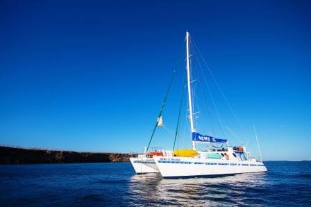 Galapagos-boat-Nemo-2